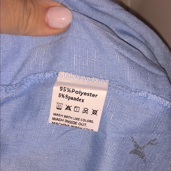 NWOT Sky Blue Bird Print Women's Button Down Shirt - Picture 4 of 4